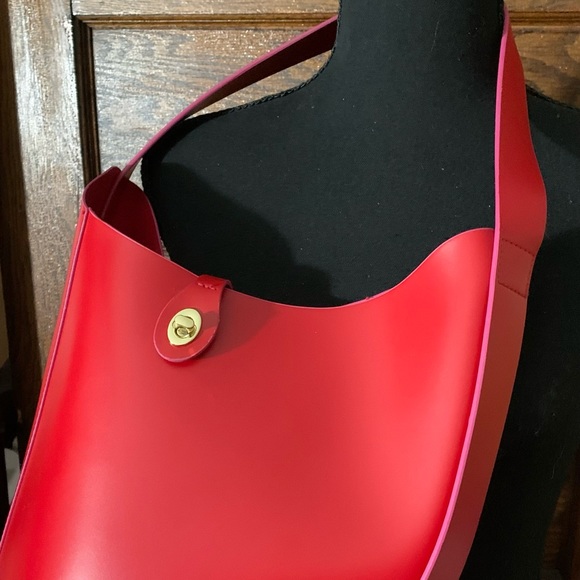 Elizabeth Arden gift bag. Fragrance set not included. New. - Picture 3 of 6